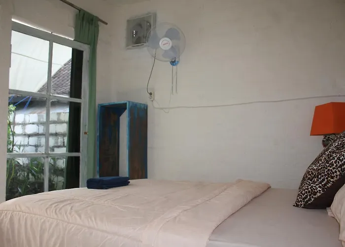 Hostal Ngurah *
